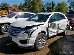 کادیلاک XT5